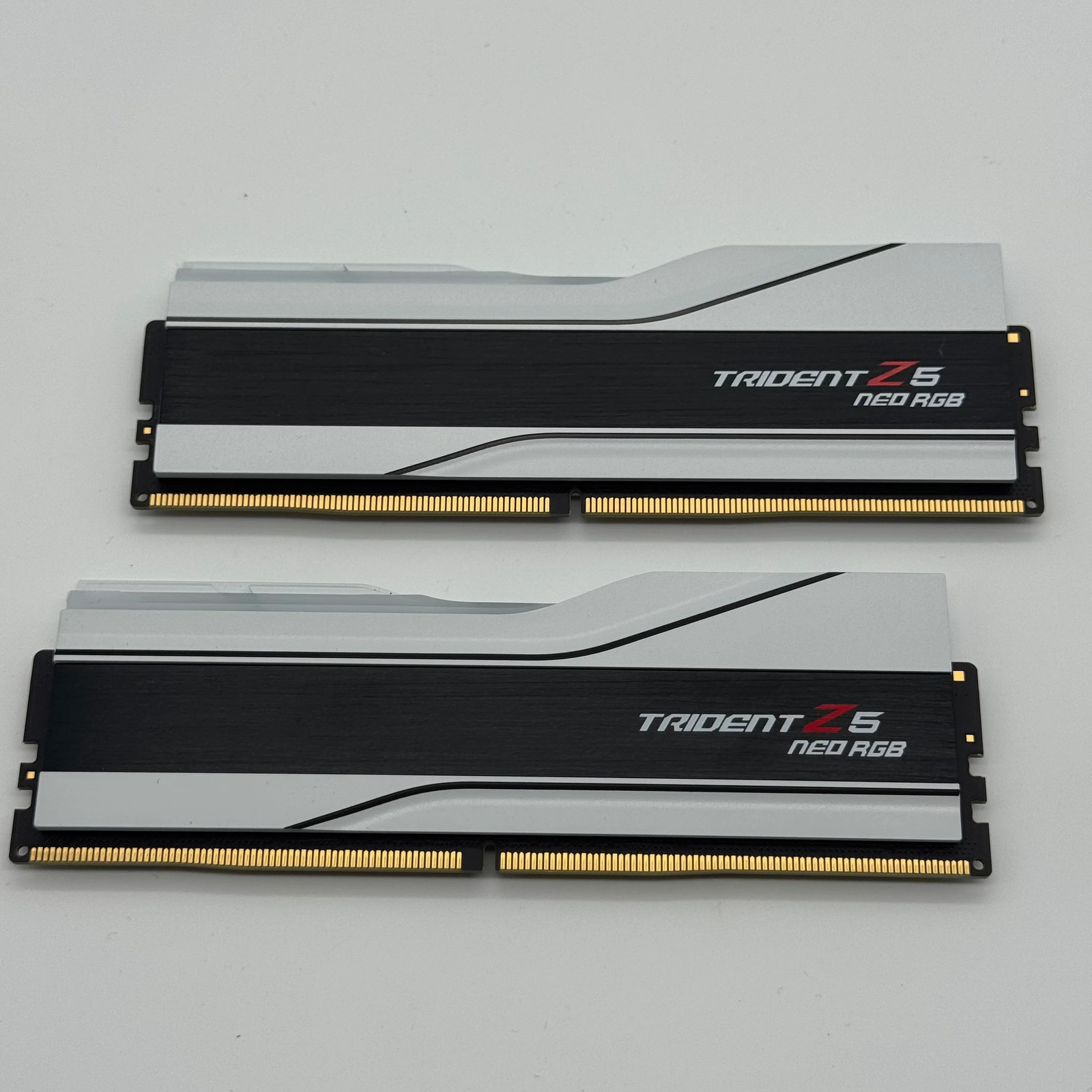 G.SKILL Trident Z5 Neo RGB DDR5 32GB 2x16GB 6400 F5 6400J3239G16GX2 TZ5NRW