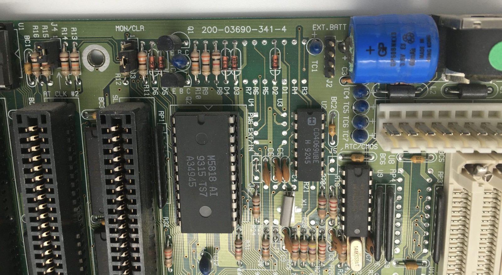Mb 386sx-40 amd cpu, 6x isa, 4xsimm 72 pin. at, 8517 v3.3 200-03690-341-4