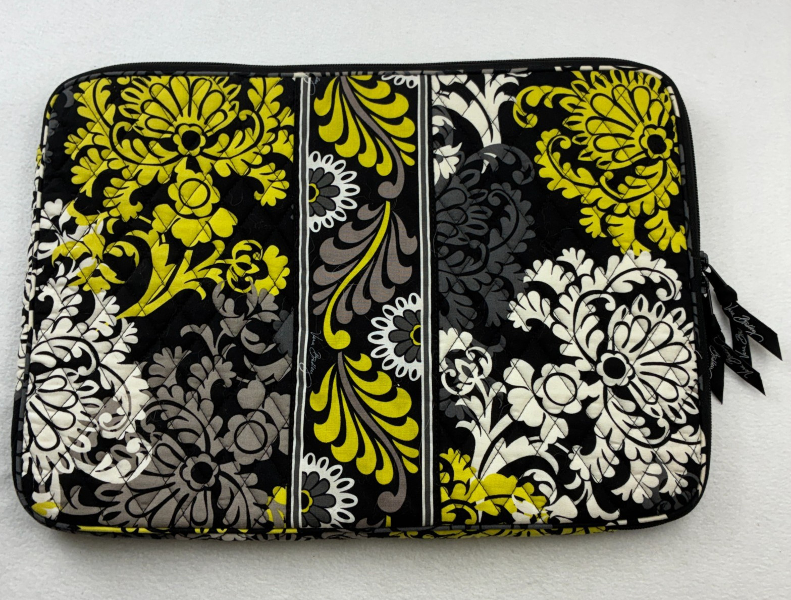 Vera Bradley Black Gray Yellow Baroque Quilted Printed Laptop Bag Zippers 17x12