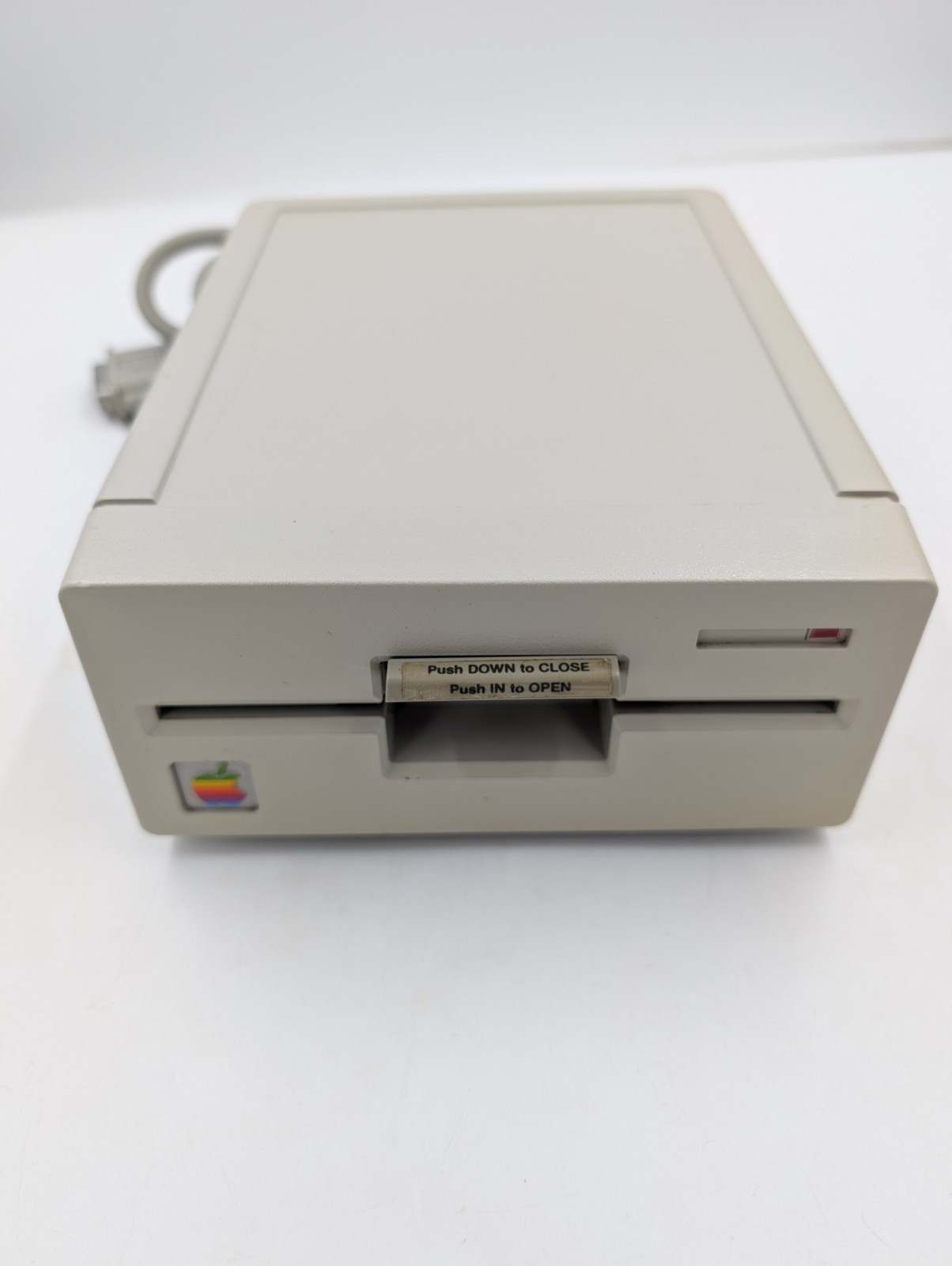 Vintage Apple 5.25" External Floppy Disk Drive A9M0107 For Parts/Repair (260198)