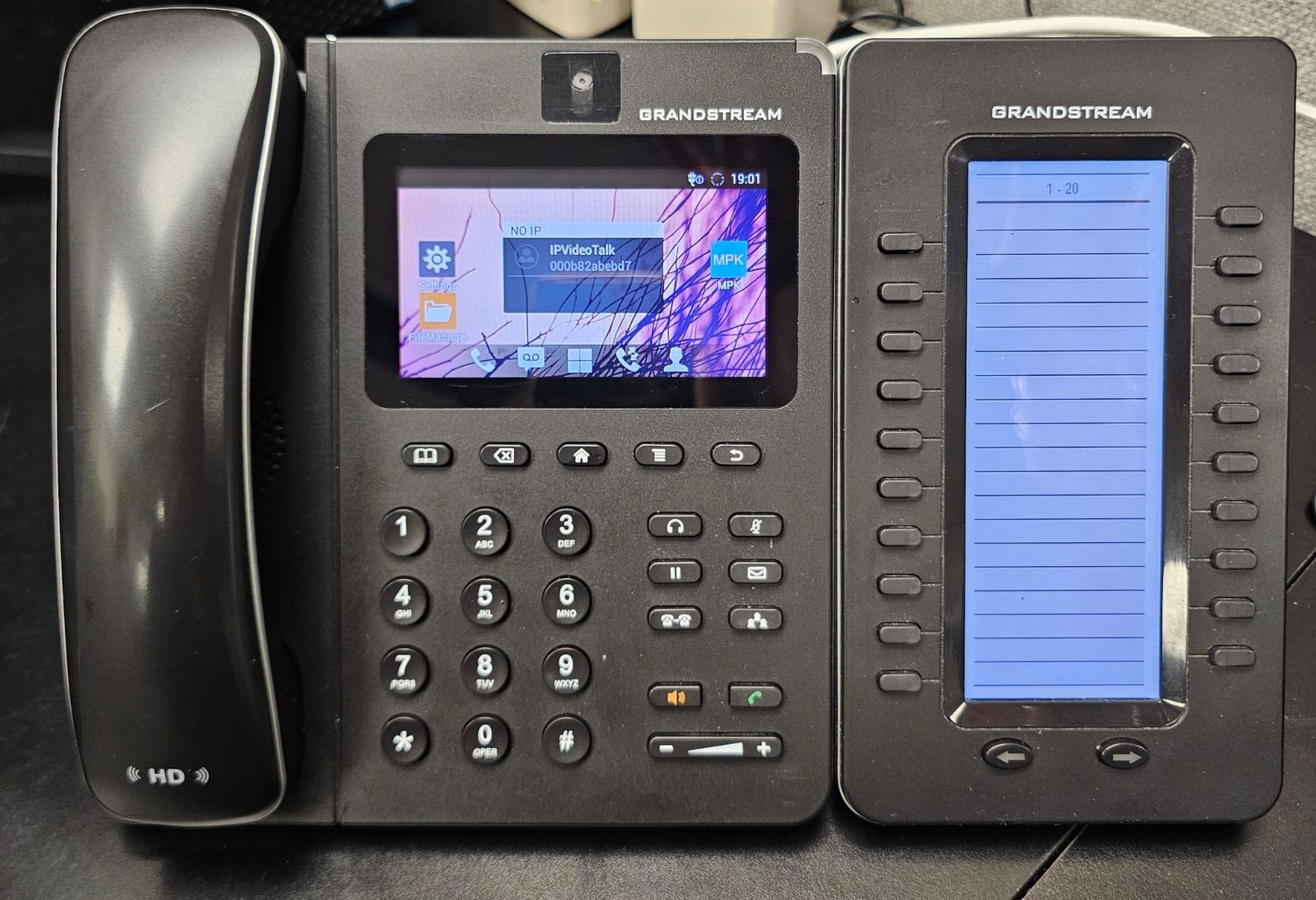 Grandstream GXV3240 IP Video Phone IP Multimedia Phone for Android + Desk Stand