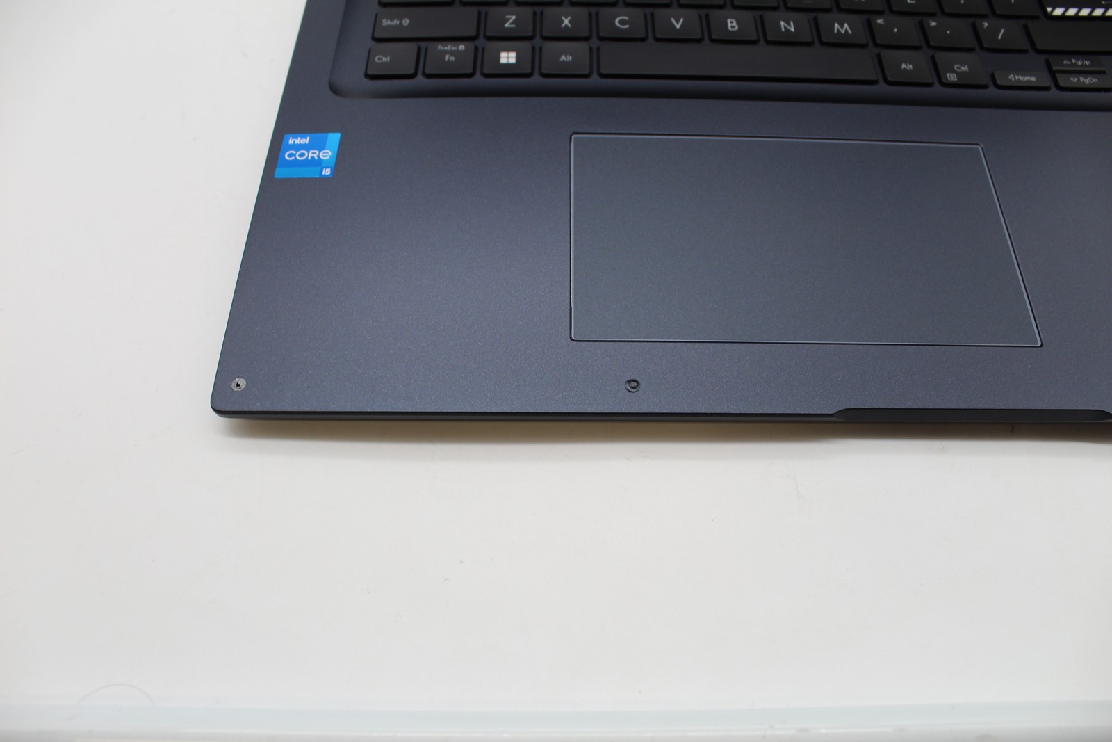 ASUS Vivobook 17 F1704Z 17.3" i5-1235U 1.3GHz 8GB 512GB SSD PC1744297