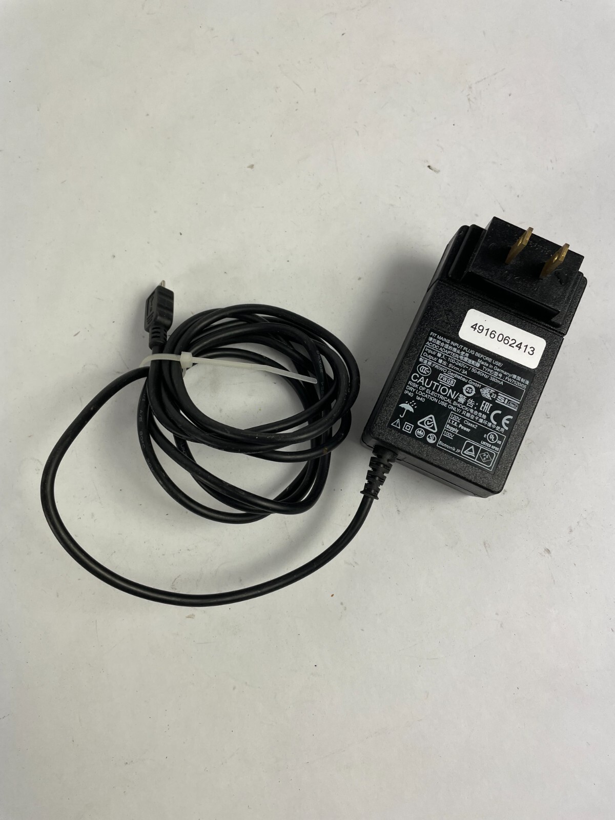 Genuine FW720/05 Ac Adapter Output 5 V 3 A Power Supply Adapter A59
