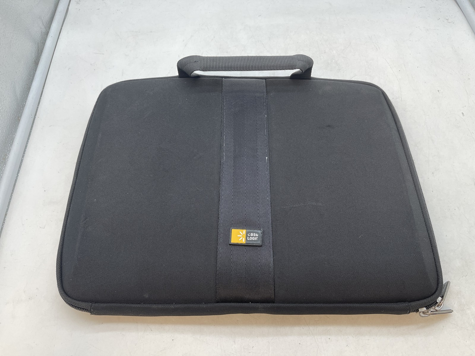 Case Logic 15.6" Molded EVA Laptop Sleeve Carrying Case QNS-115 - 