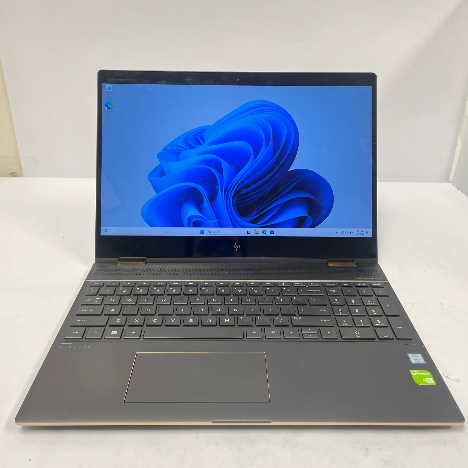 HP Spectre x360 15-CH011DX 15.6" i7-8550U 2.0GHz 16GB RAM 512GB SSD