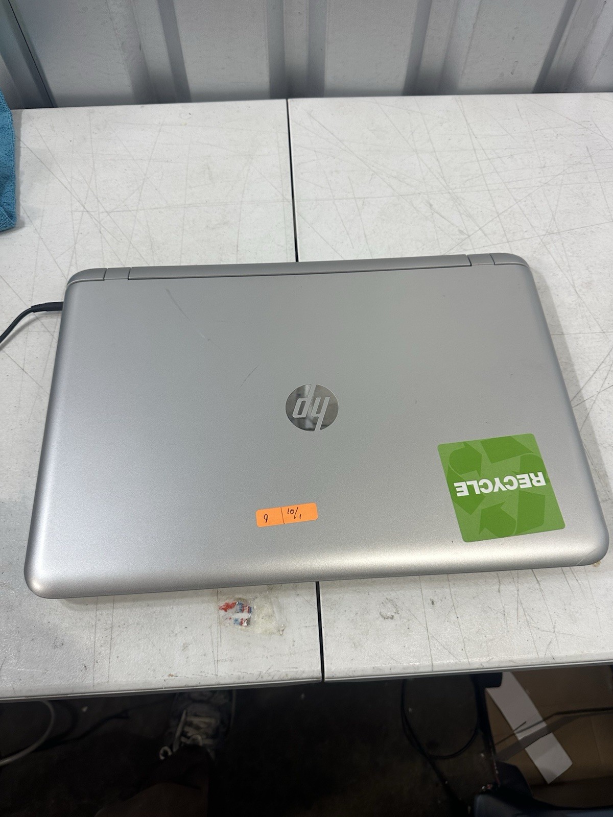 HP Pavilion 17" Intel Core i3 Laptop Powers On Then Shuts Off Parts Repair