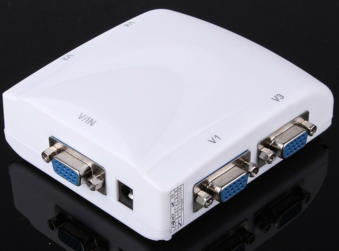 Video Display SPLITTER 1 port in 4 monitor out 1 to 4 VGA SVGA XGA LCD Screen