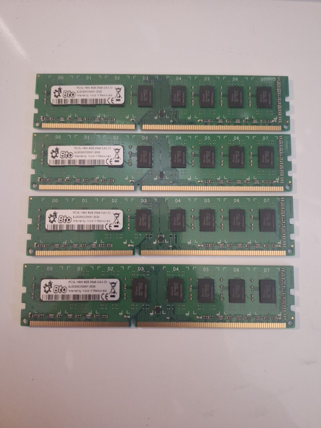 4 sticks of 4gb 2Rx8 DDR3 RAM As-Is