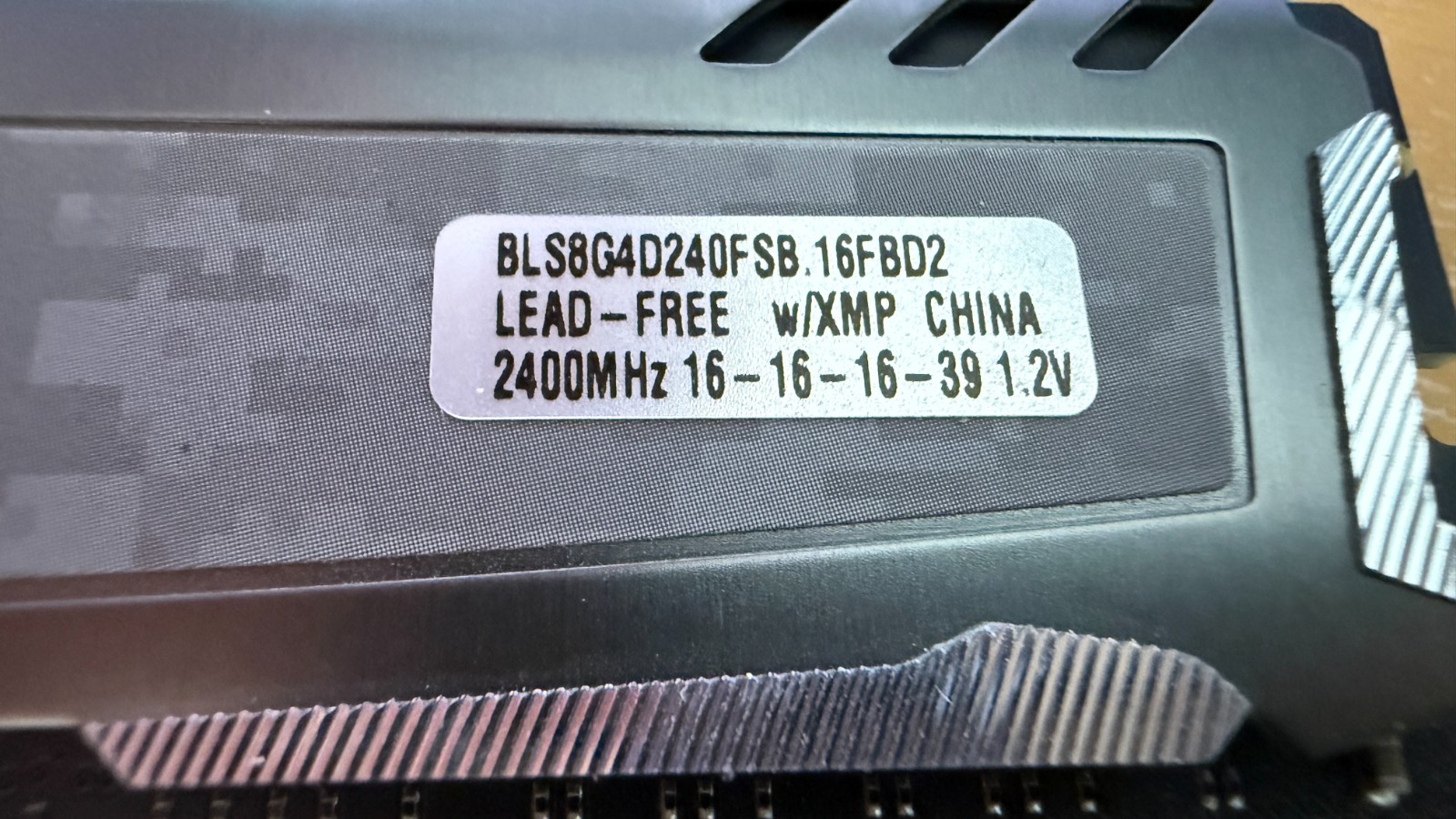 Crucial Micron Ballistix 16GB 2x8 Sport DDR4 2400M RAM BLS8G4D240FSB.16FBD2 1.2V