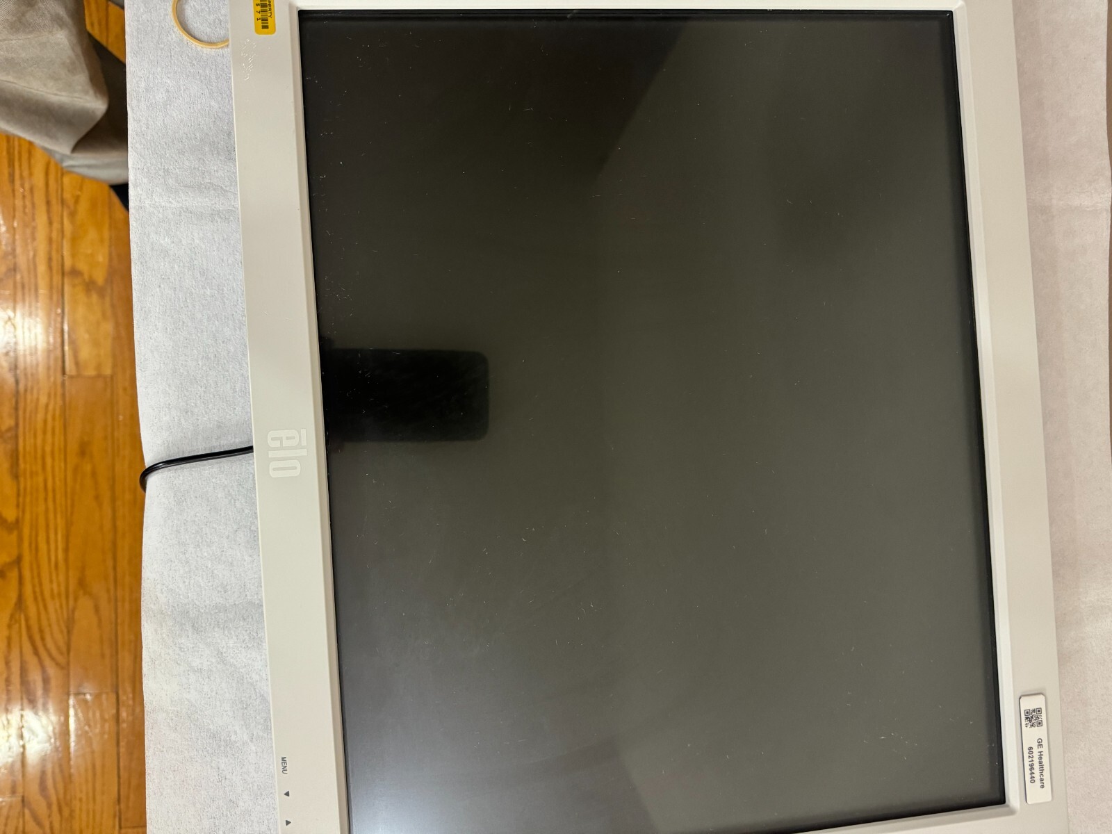 ELO TouchSystems ET1929LM-7CWA-1-WH-G 19" Touchscreen Monitor W/O Stand