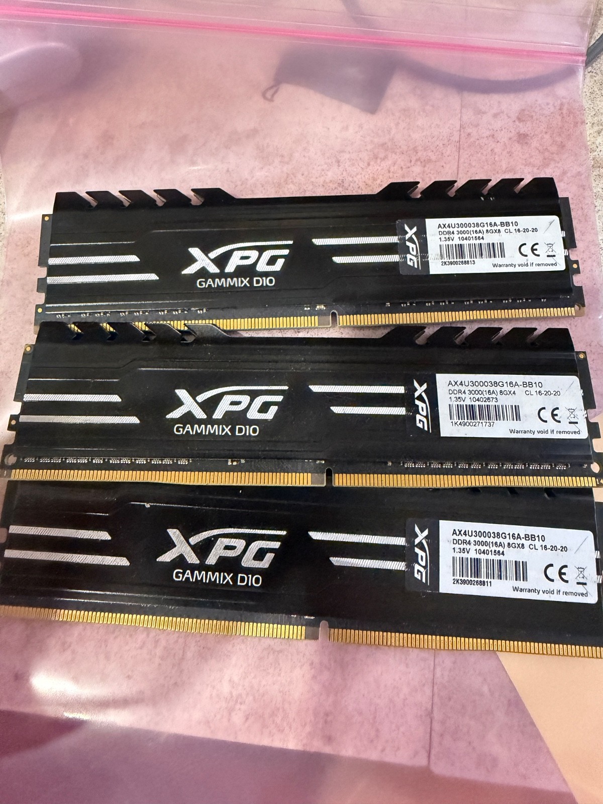 XPG GAMMIX D10 8GB (1x8GB) RAM DDR4 3000MHz AX4U300038G16A-BB10