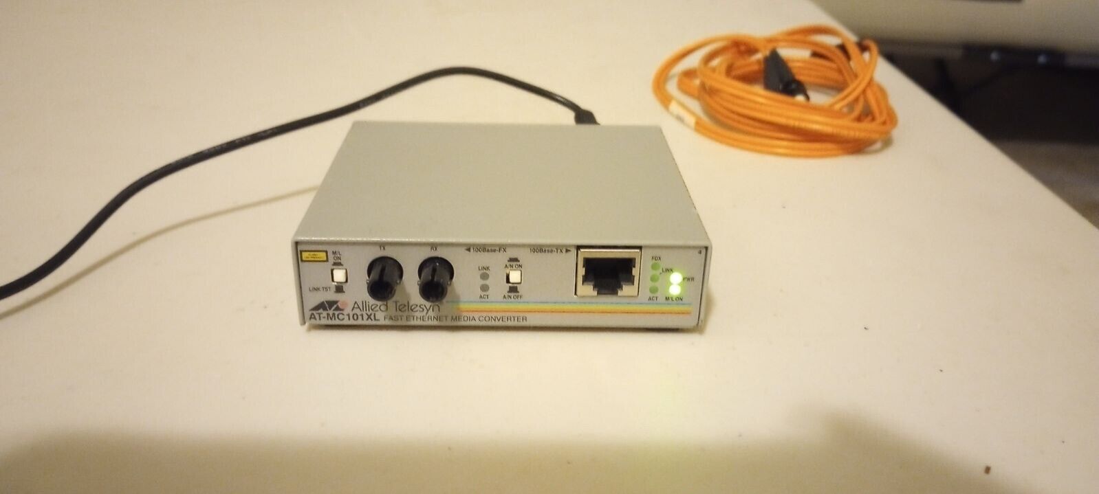 Allied Telesyn International AT-MC101XL Fast Ethernet Media Converter (3 pieces)