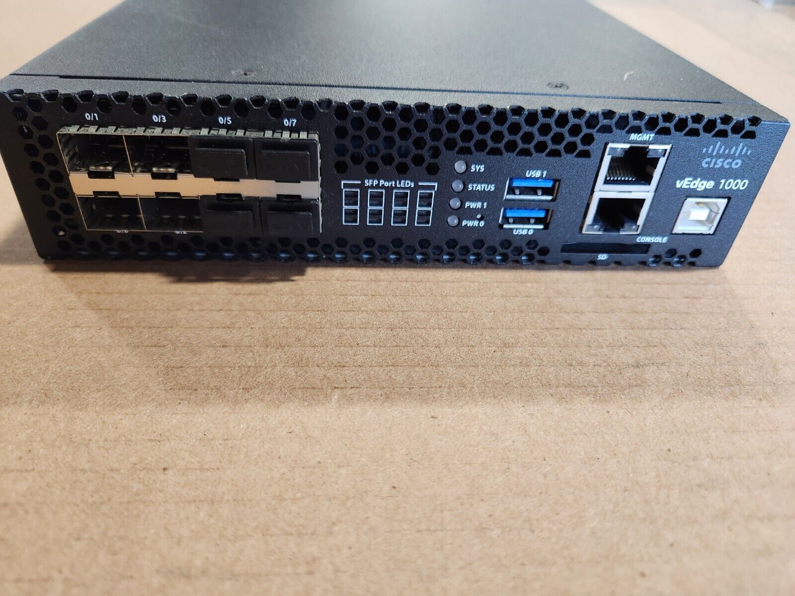 Cisco VEdge 1000- AC-K9 WAN Router 