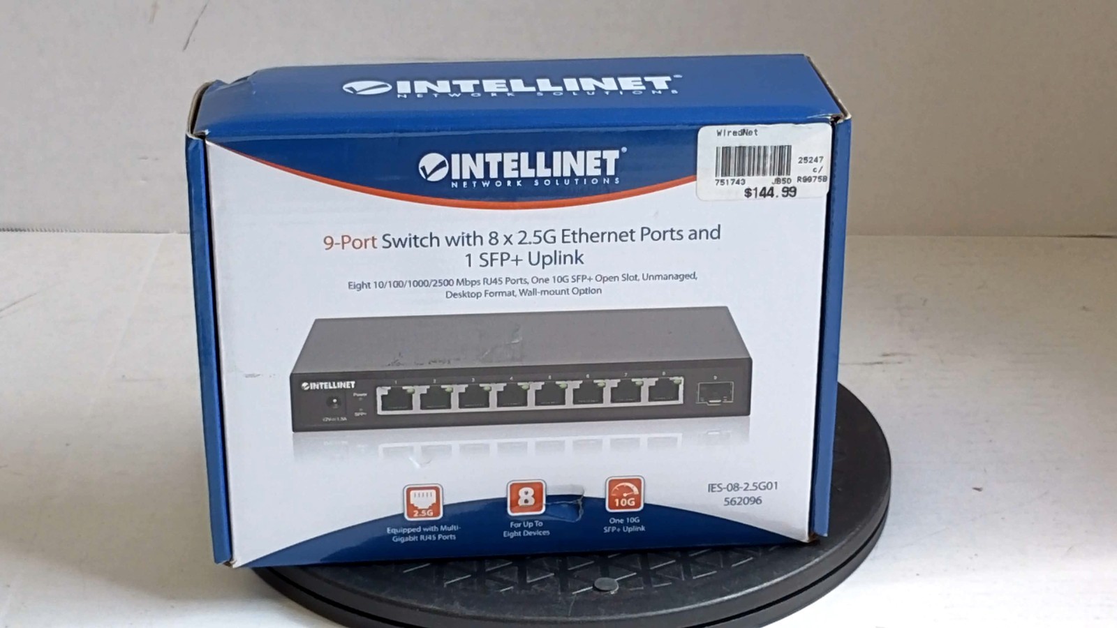 Intellinet 562096 IES-08-2.5G01 9-Port Switch w 8x2.5G Ethernet and 1 SFP+