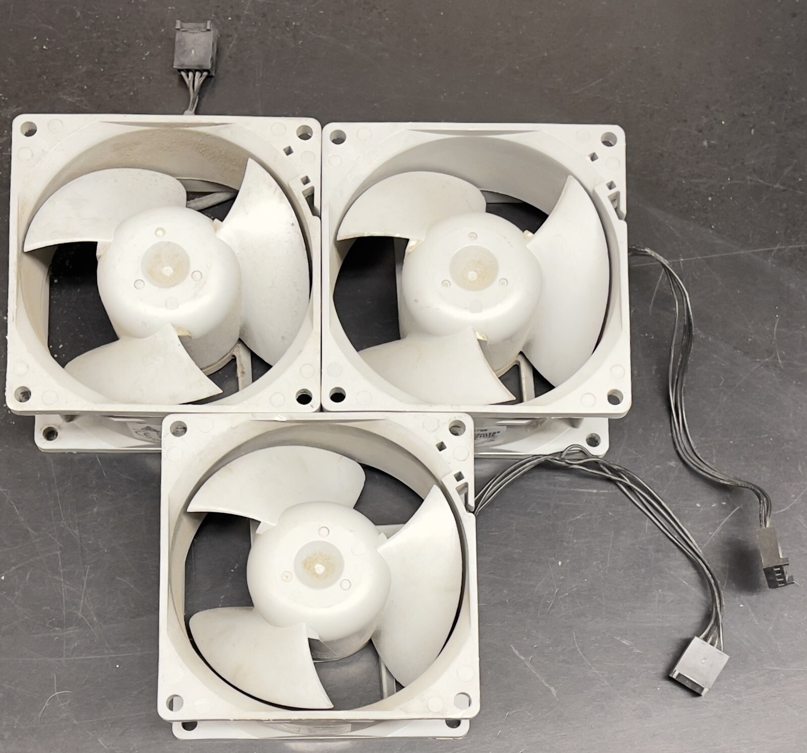 Lot of 3 Apple G5 Power Mac Delta Electronics DC Brushless EFB0812HHE Fans