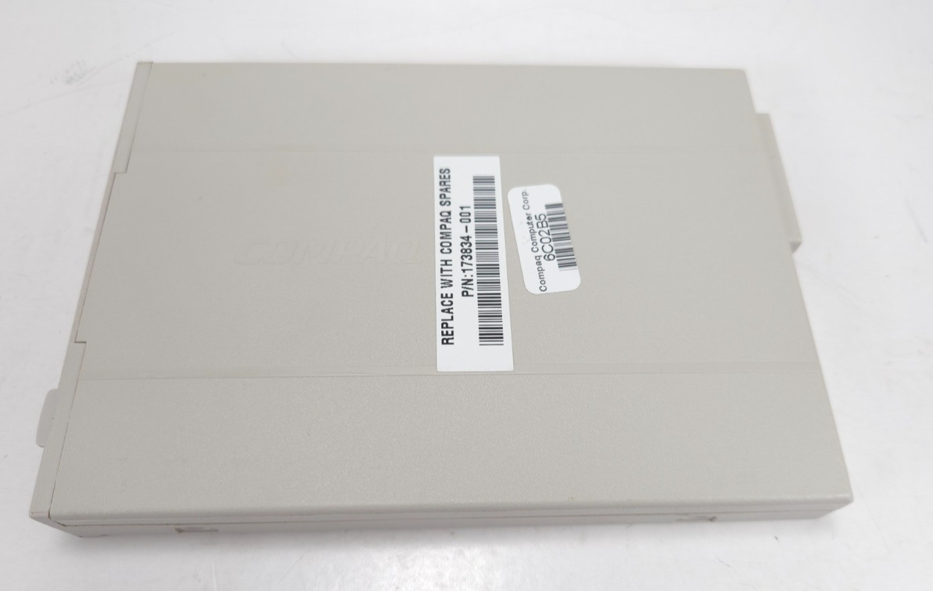 Compaq Floppy 1.44MB Drive 173834-001 HP for Proliant DL Server Line White Bezel