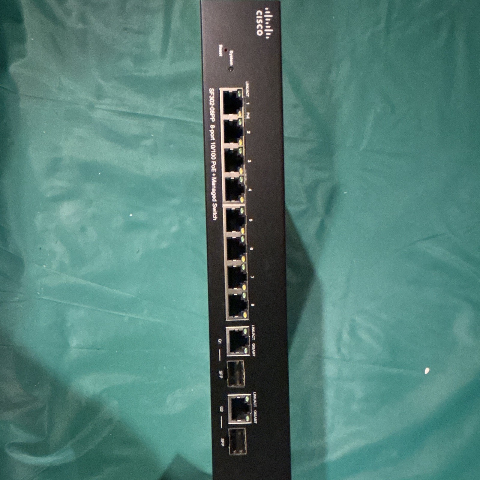 Cisco SF302-08PP 8-Port 10/100 PoE+ Fully Managed Layer 2 Rack Switch