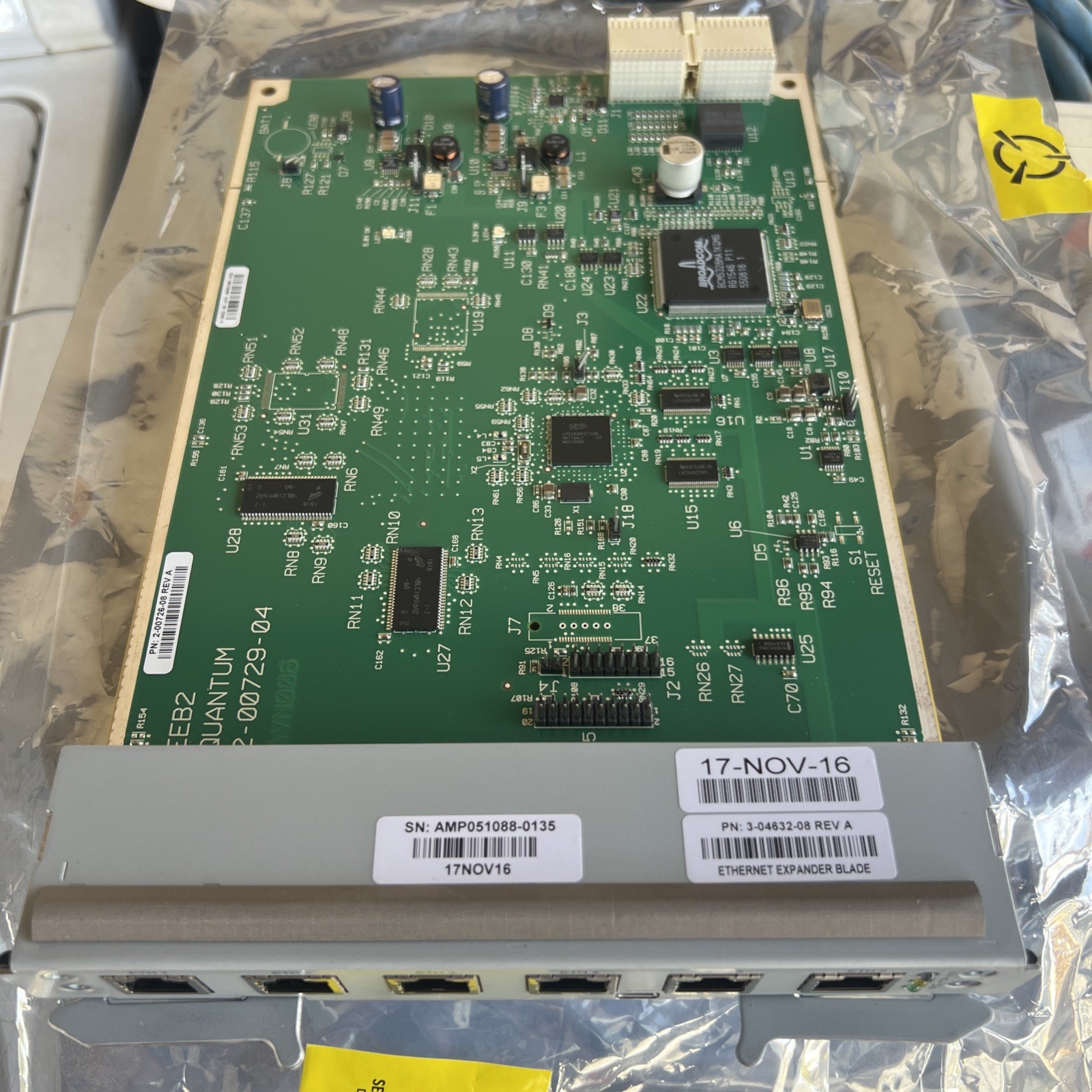 2-00729-04 - Quantum Scalar i500 Tape Library Ethernet Expander Blade