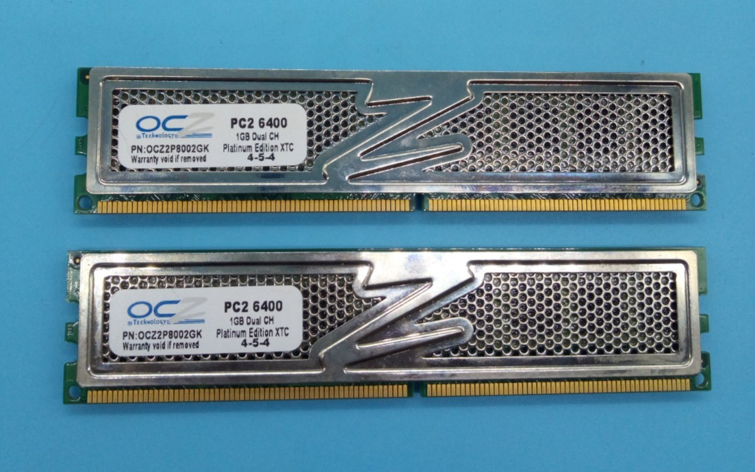 OCZ Platinum Edition XTC 2GB (2x1GB) DDR2 PC2 6400 OCZ2P8002GK #R3037