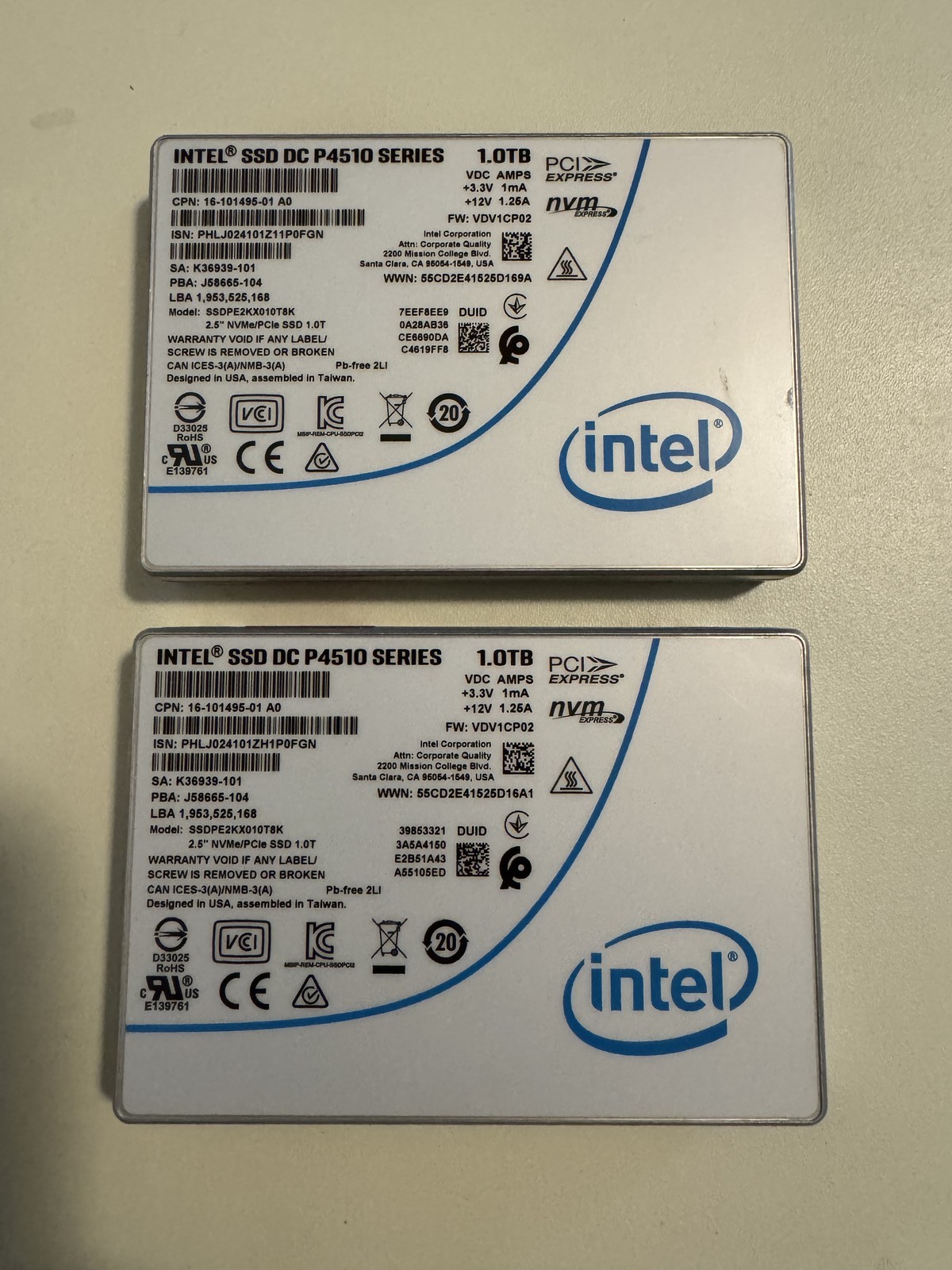 Intel SSD DC P4510 Series 1TB 2.5" U.2 NVMe - SSDPE2KX010T8K - 100% Health