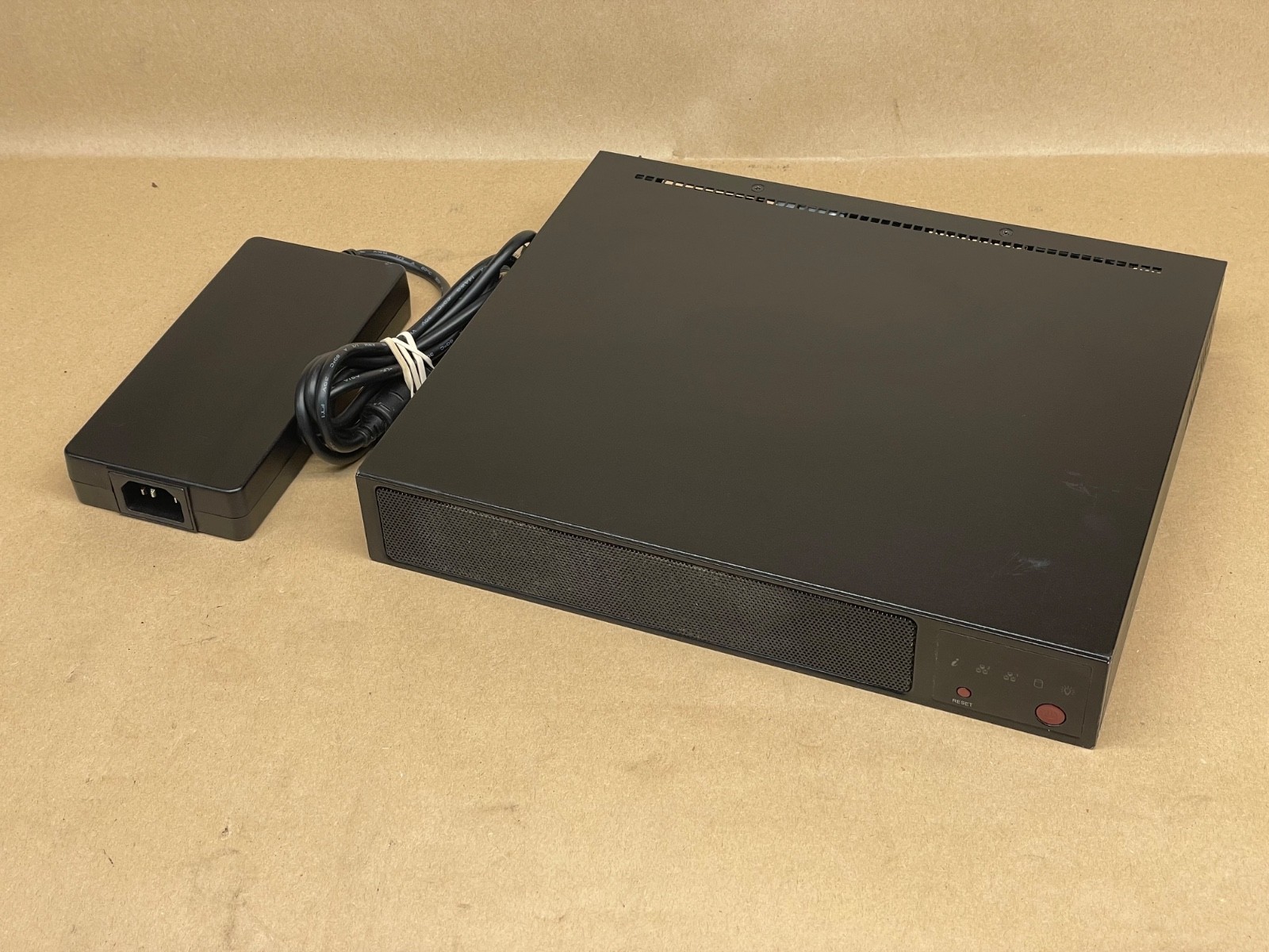Supermicro E300-15 i5-8400@2.80GHz 16GB RAM 256GB SSD Win11 Pro Mini PC