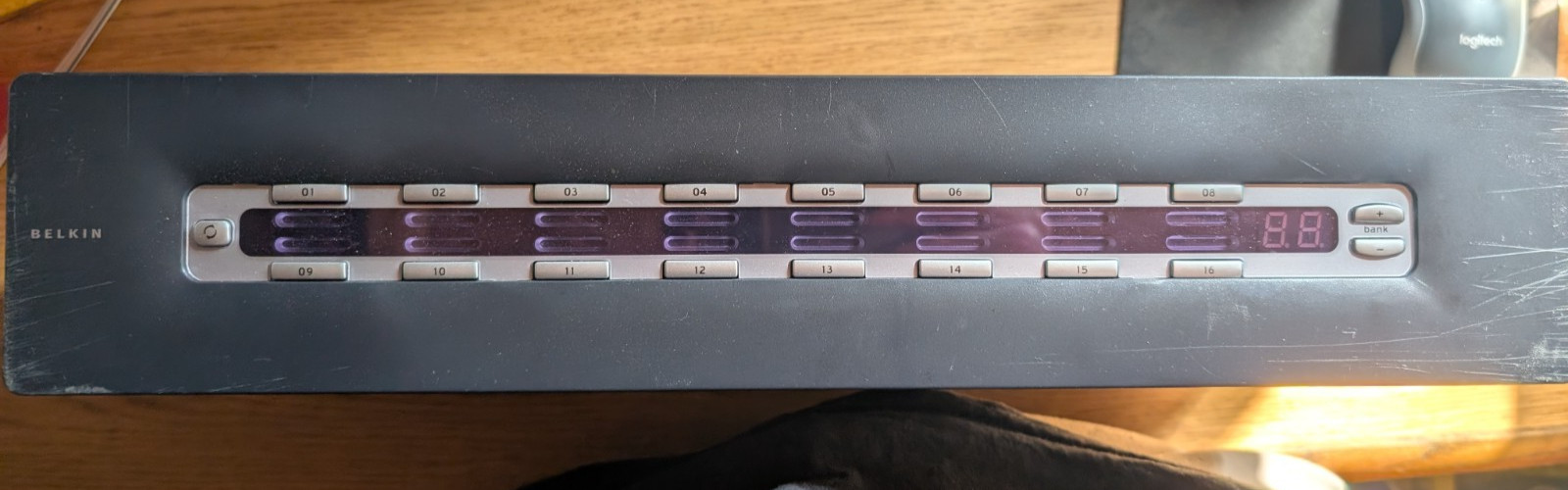 Belkin P81042-A OmniView F1DA116T 16 Port KVM PRO2