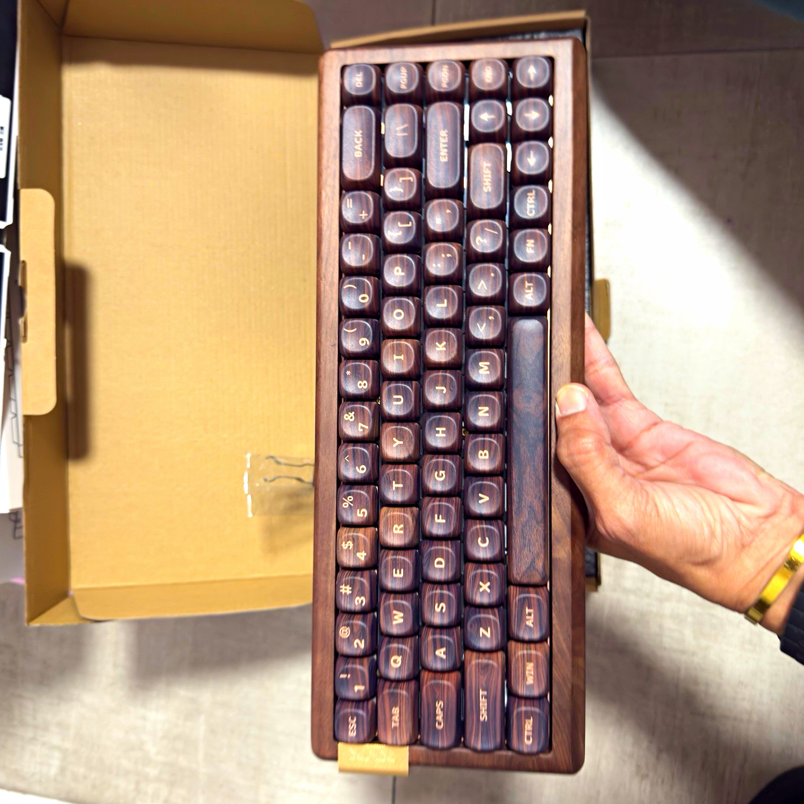 XVX MU68 Wired Mechanical Keyboard Plug & Play Wood - Brown English QWERTY