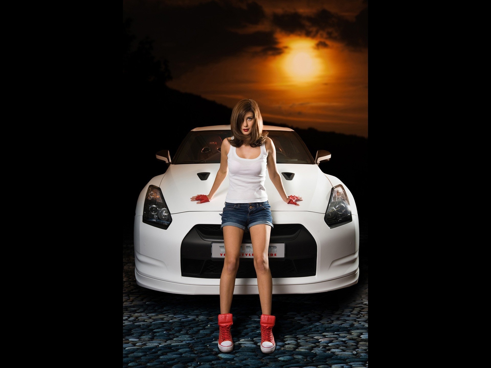 Cars brunettes women sunset models nissan sunlight Desk Mat Stitched