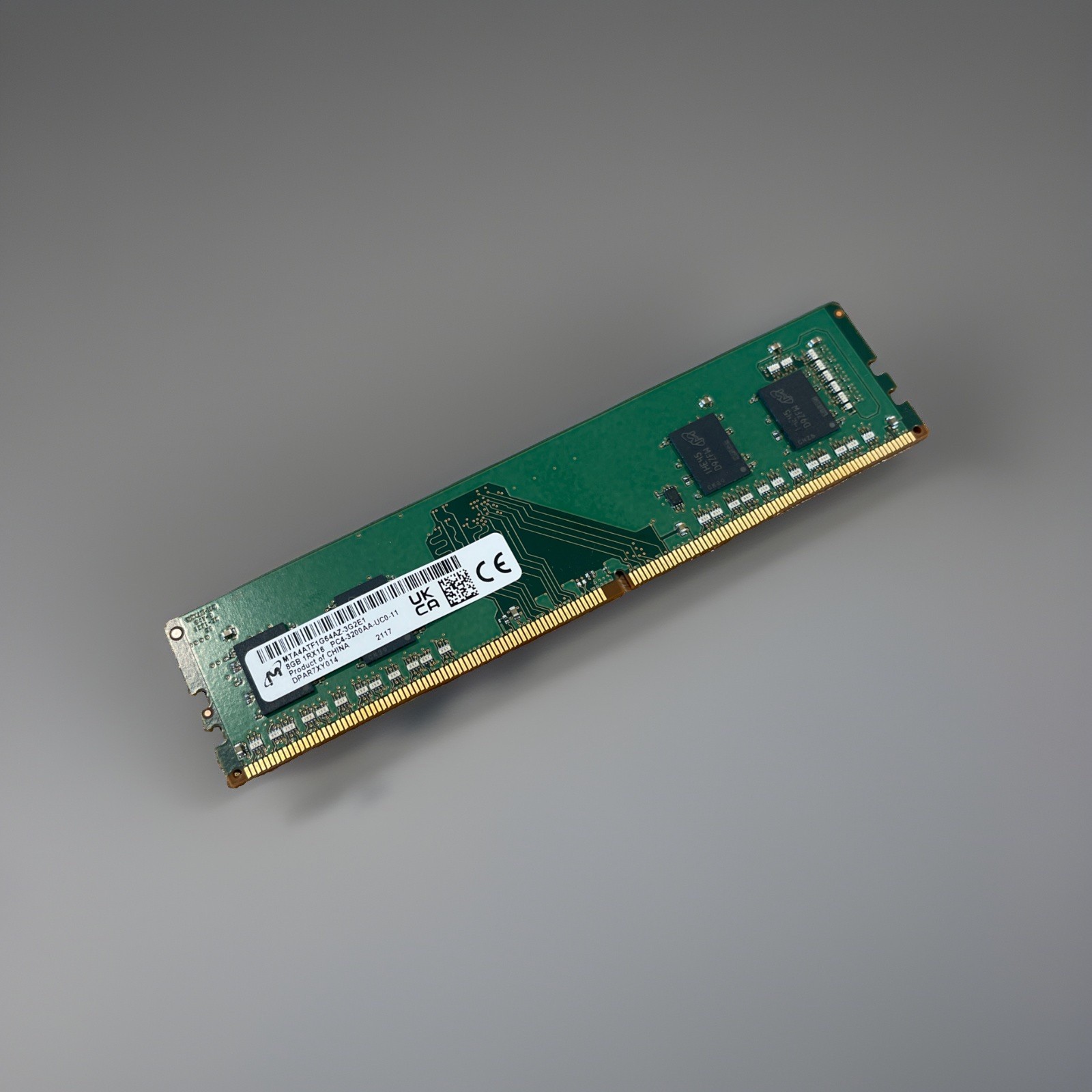 Micron 8GB 1Rx16 PC4-3200 SDIMM DDR4-25600