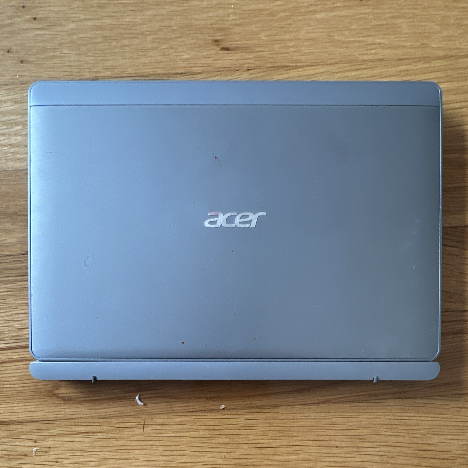 Acer Aspire Switch 10 10.1" 2-in-1 Windows Intel Atom 2GB 32GB Silver