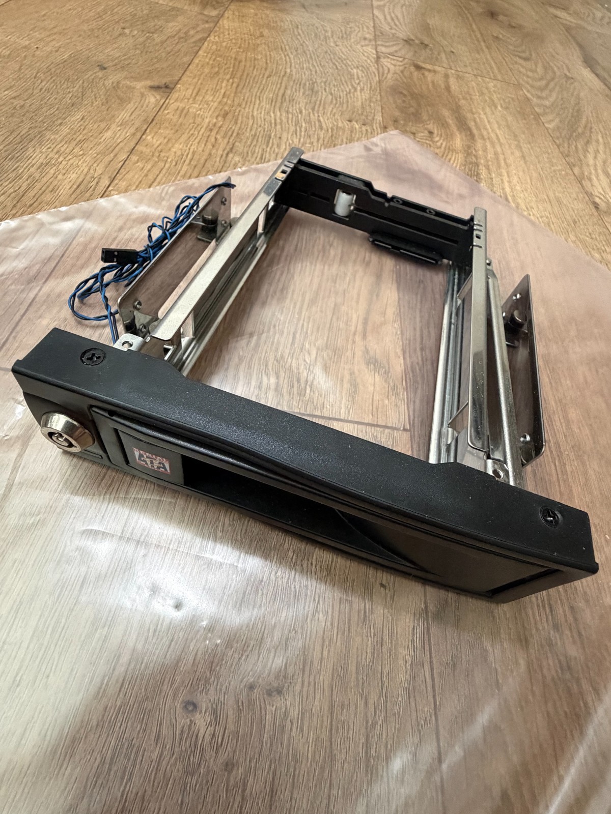 StarTech HSB100SATBK 5.25in Trayless Hot Swap Mobile Rack for 3.5in HDD