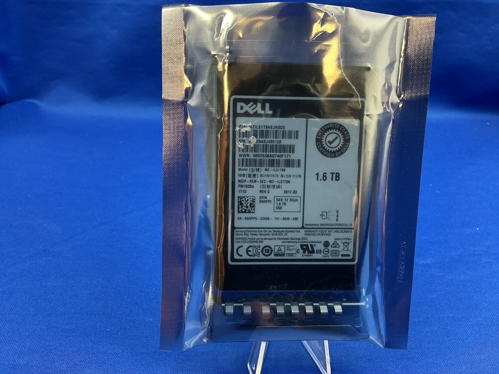 W5PP5  0W5PP5 Dell PM1635a 1.6TB 12Gbps SAS MU TLC 2.5 SSD MZ-ILS1T6B