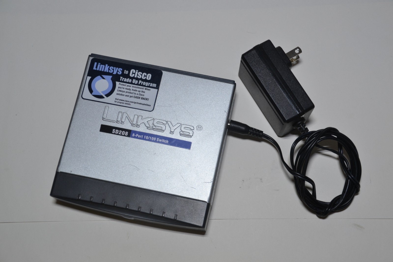 Linksys Port Switch 16 Port 10/100 Model: SD216 With Power Cord