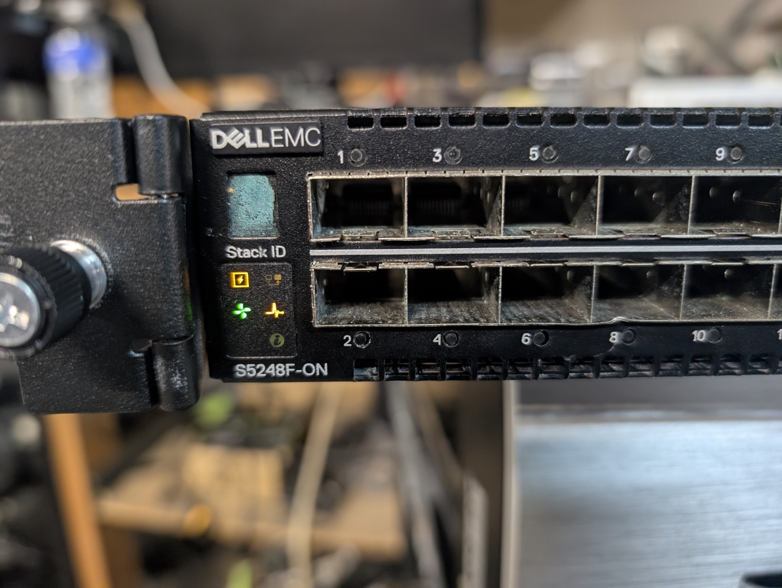 Dell EMC S5248F-ON 48-Port 10/25GbE Network Switch 