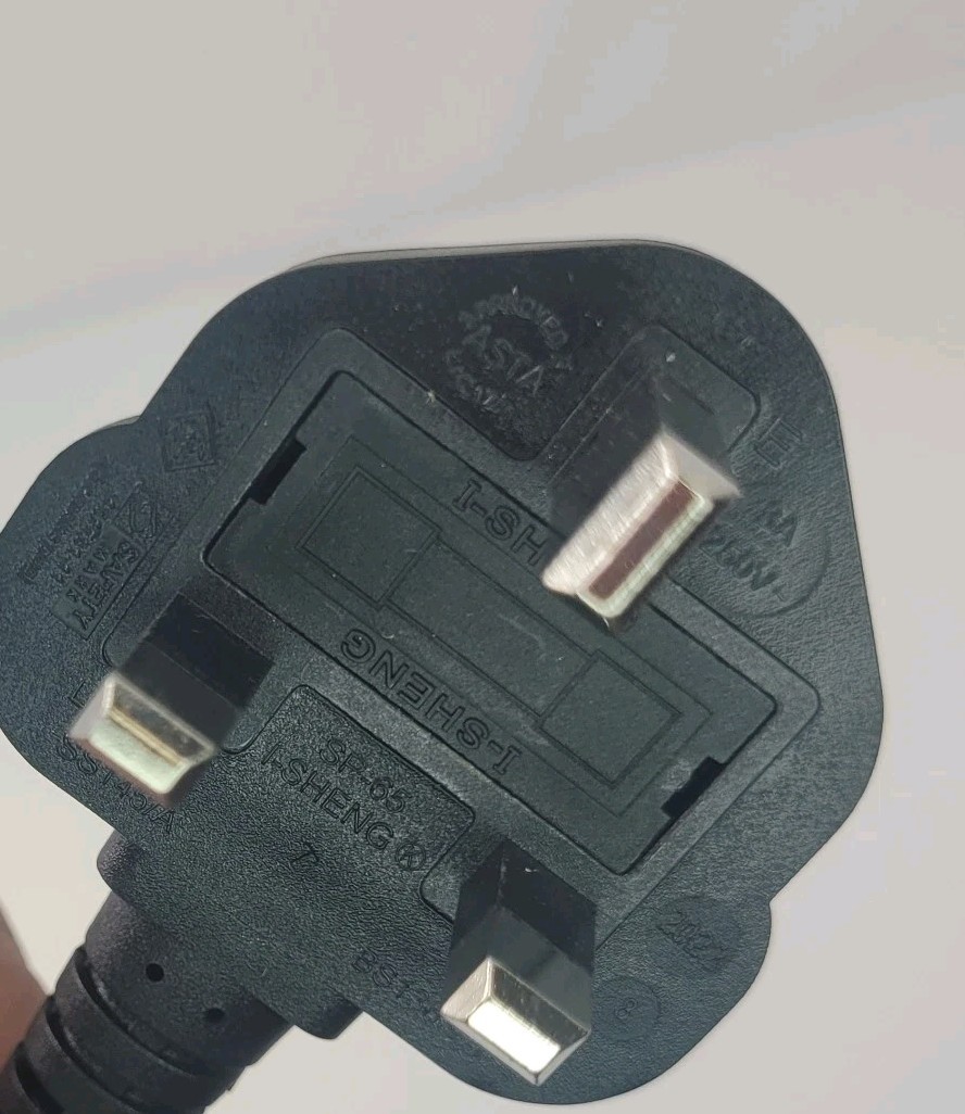 SP-65 Power Cord I-SHENG UK 3 FT 3A  250V  SS145 /A BS1363/A