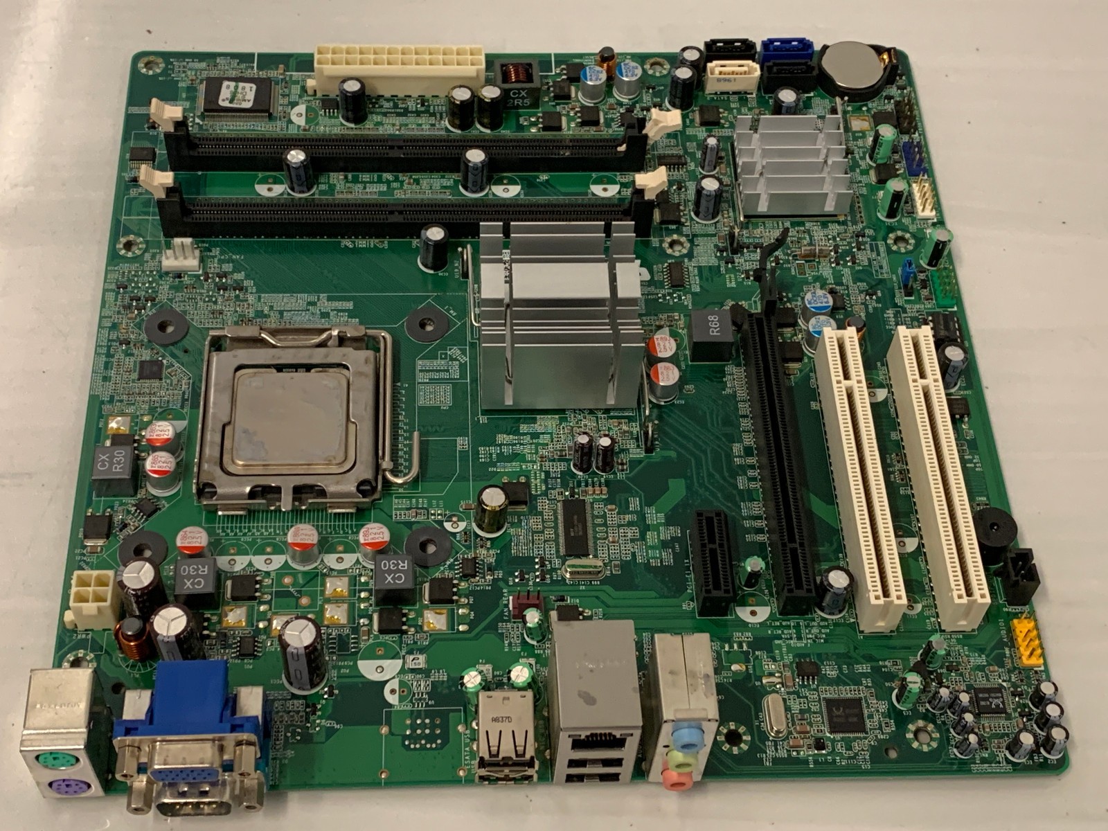 Dell Vostro 220 Motherboard G45M03 0P301D LGA775 + Intel Pentium E2200 2.20GHz