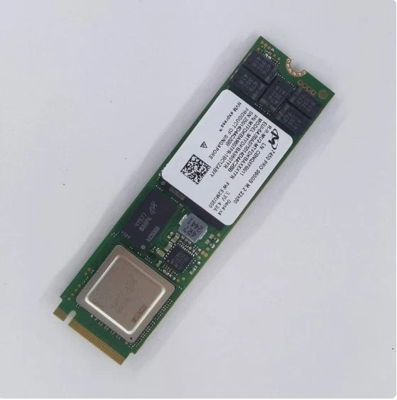 1x 960GB MICRON M.2 7450 PRO 22x80 Gen4x4 MTFDKBA960TFR-1BC1ZABYY NVME 1DWPD TLC