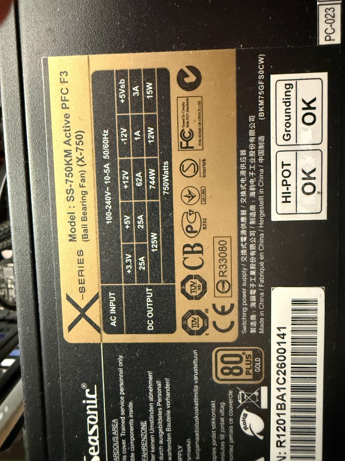 Seasonic X-Series 750 Watts power supply SS-750KM Active PFC F3 