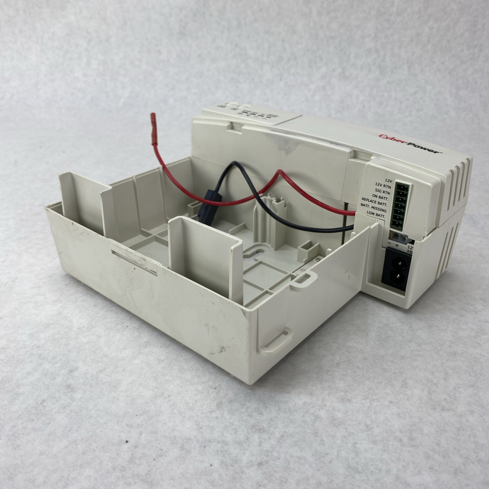 Cyber Power CSN27U12V-NA2 12V Power Supply No Battery No Front Battery Cover