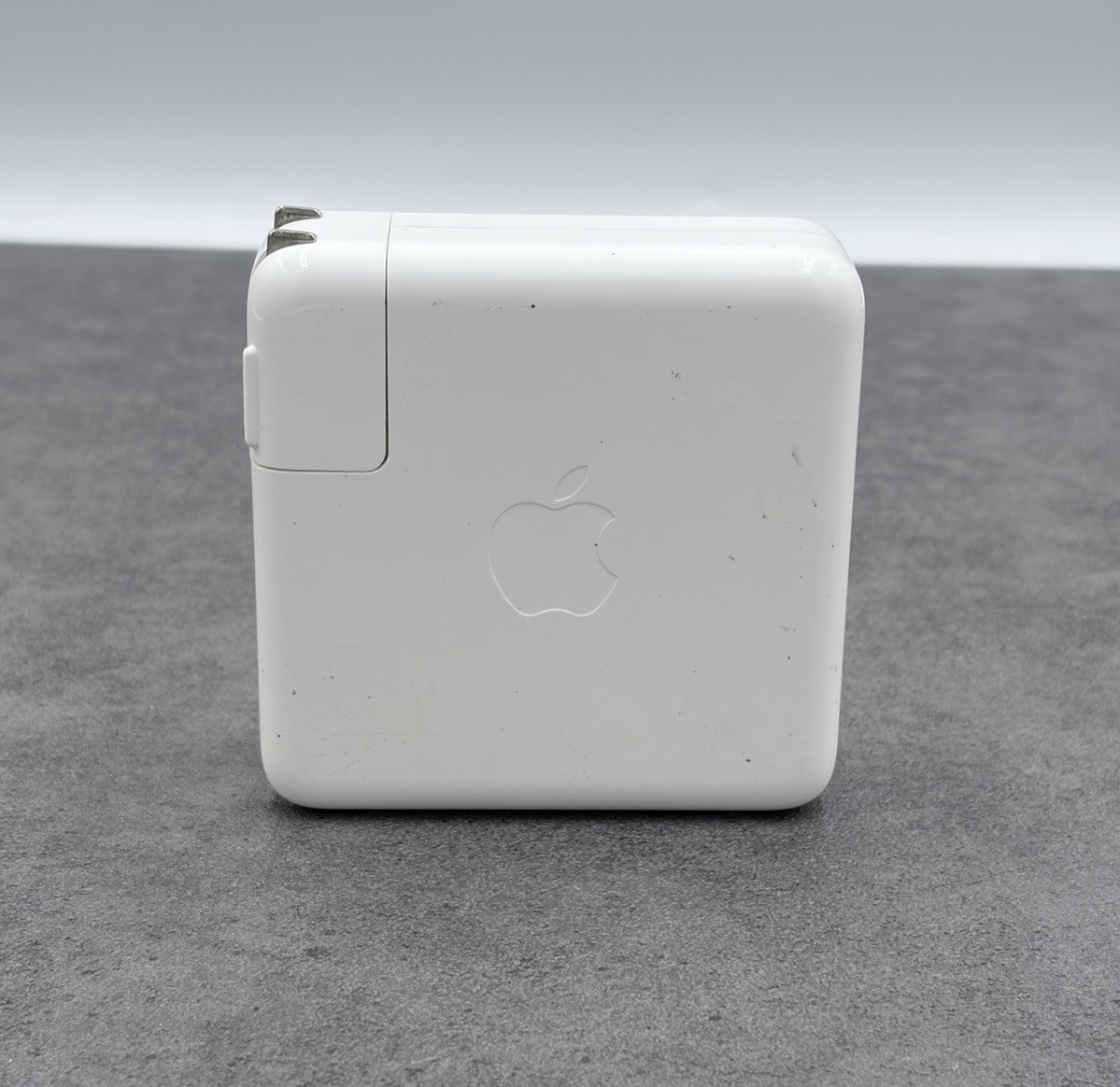 Genuine Apple A2166 MacBook Pro 13"-16" 96W USB-C Power Adapter 