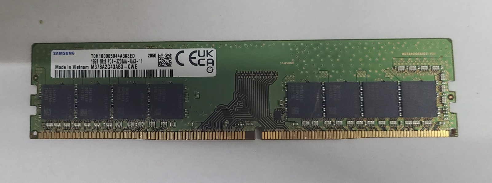 Samsung 16GB DDR4 3200 PC4-25600U UDIMM M378A2G43AB3-CWE RAM Stick