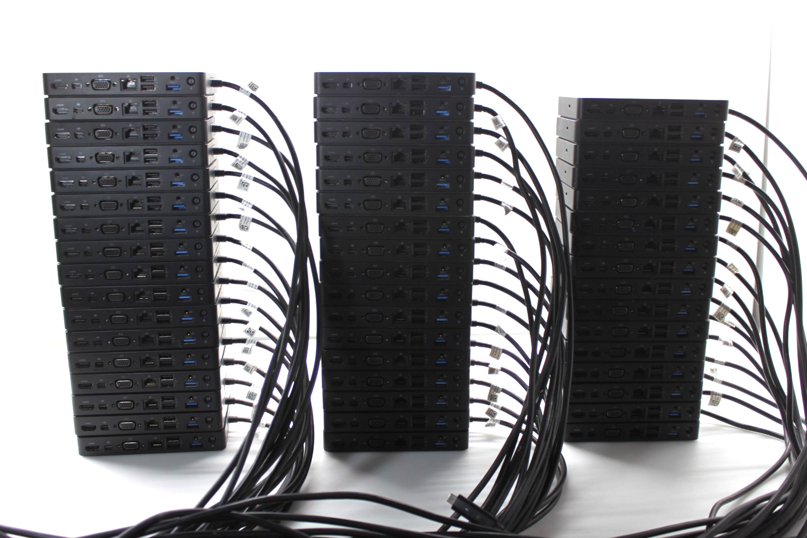 LOT OF 55 Dell Docking Station WD15 USB-C K17A K17A001 NO AC ADAPTER - Tested