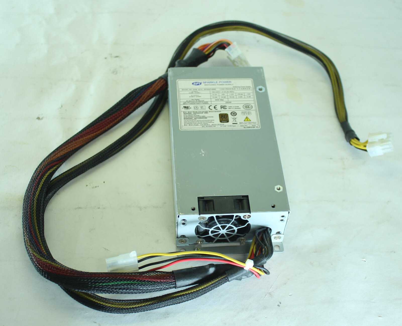 SPI Sparkle Power SPI250F3BB SPI 250W 80 Bronze Switching Power Supply