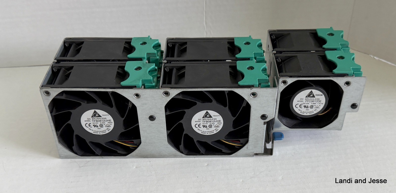DELTA TFB0812UHE CAGE FAN SET PFC0612DE DC BRUSHLESS 6053B0078802A USED