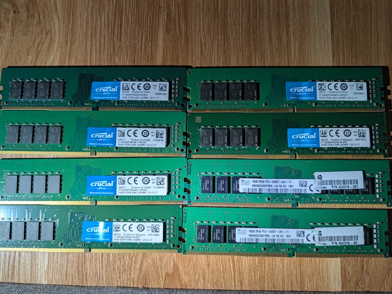 Lot of 8 mix brand 16GB DDR4-2400 desktop ram
