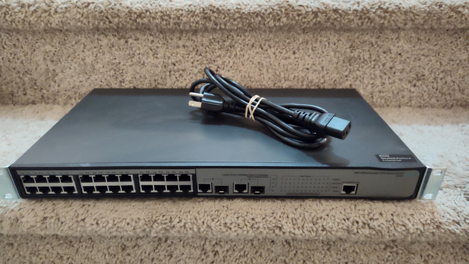 HP JG539A 1910 24-PoE+Switch 24 Port Network Switch. With Power Cable.