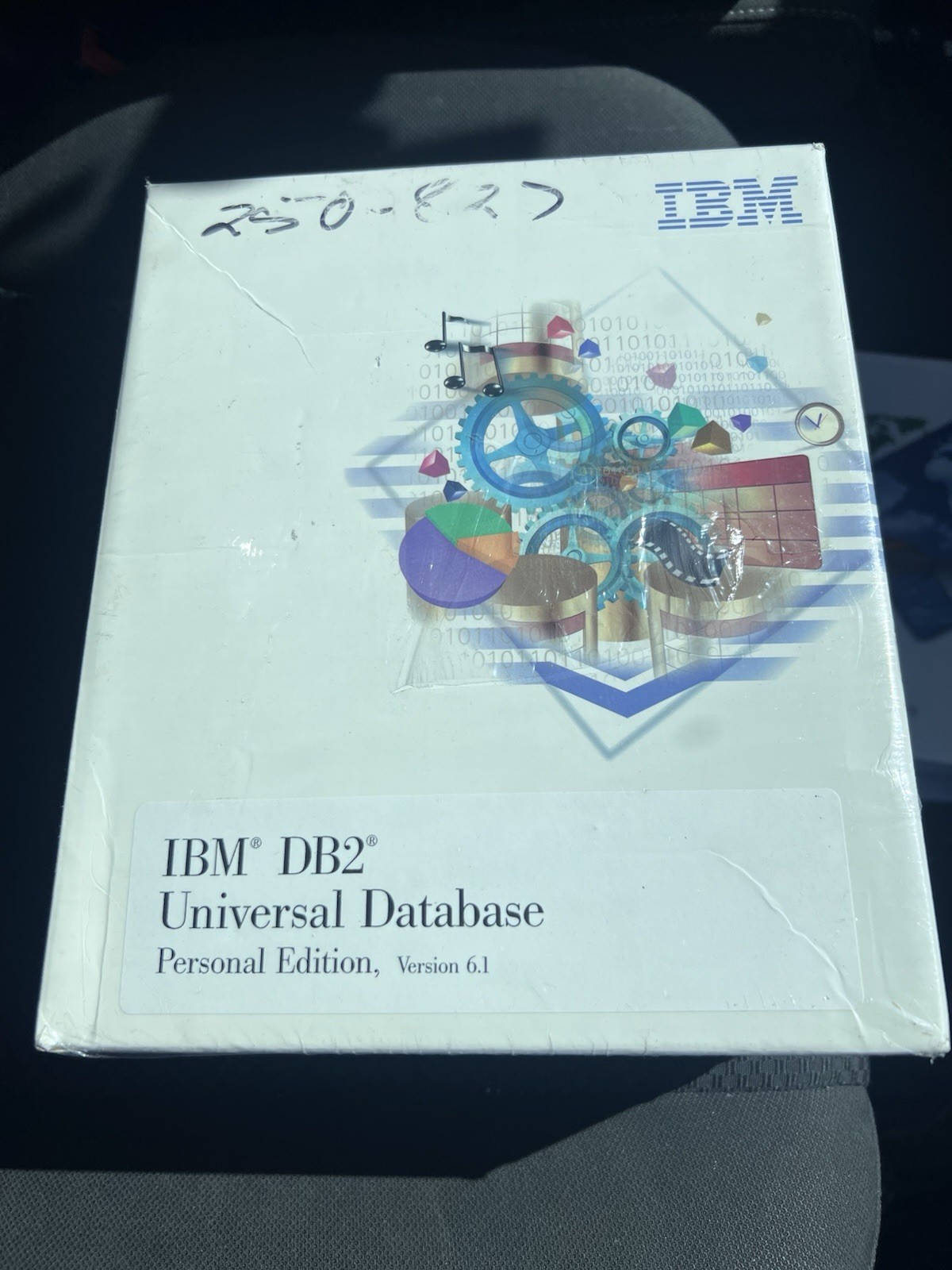 NEW SEAL  IBM DB2 universal database NEW SEALEDVersion 6.1