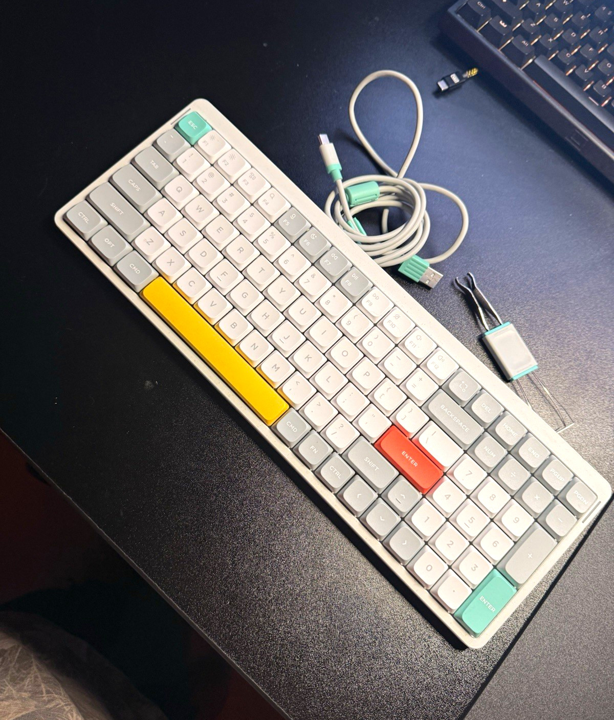 NuPhy Air96 Wireless Mechanical Keyboard Low Profile RGB + Receiver & Cable