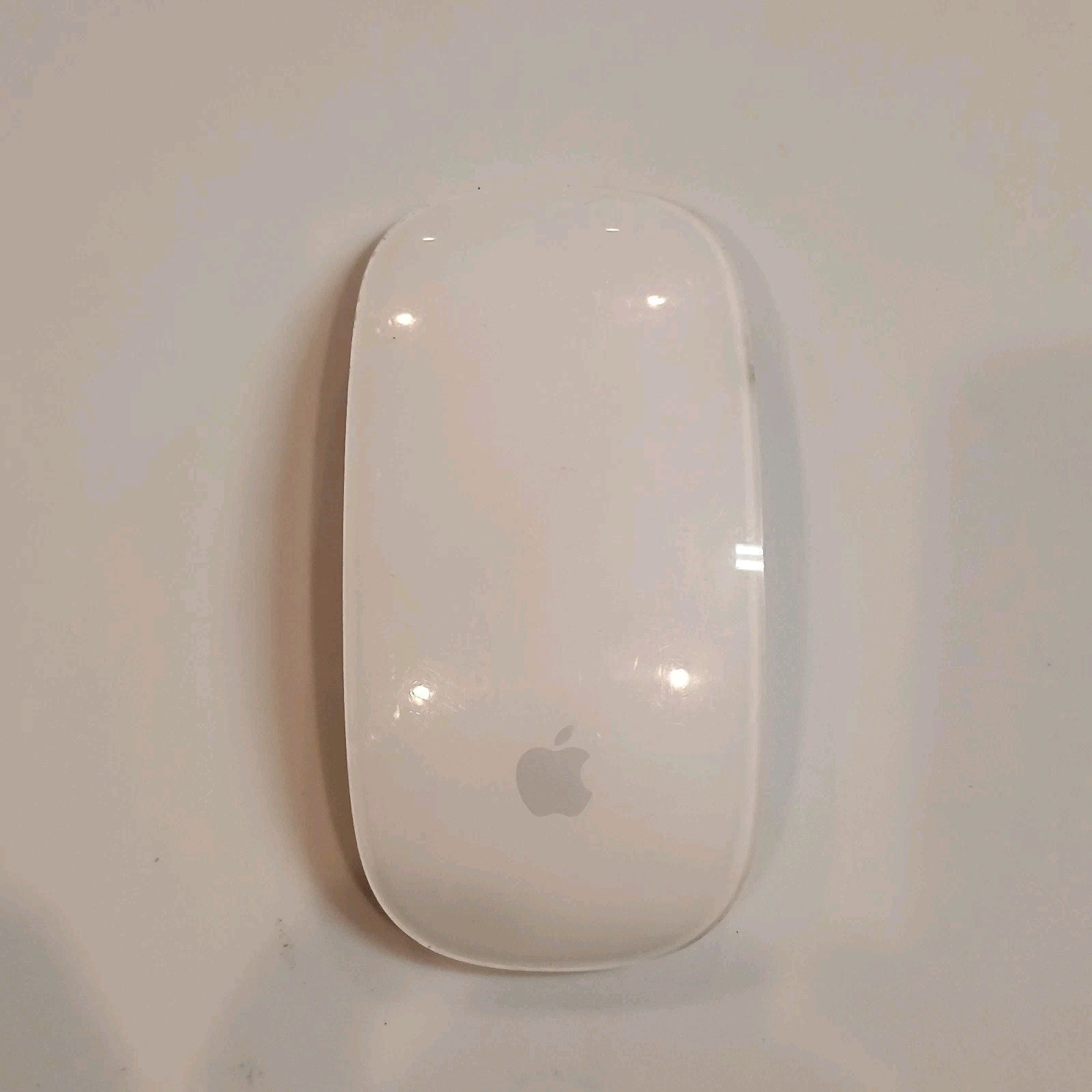 Apple Magic Gen 1  Bluetooth Wireless Mouse A1296