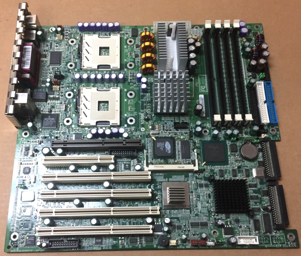 NEW IBM Motherboard xSeries x225 System Board FRU: 23K4013